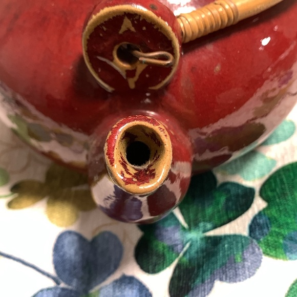 Vintage Teapot - Picture 4 of 9